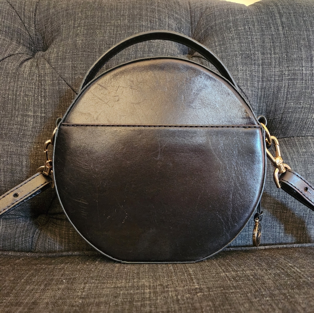 Brahmin Black Round Leather Crossbody Bag - Picture 2 of 9